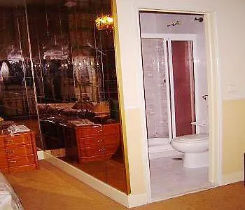 Residencial Marisela Hotel Lisbon Guest house